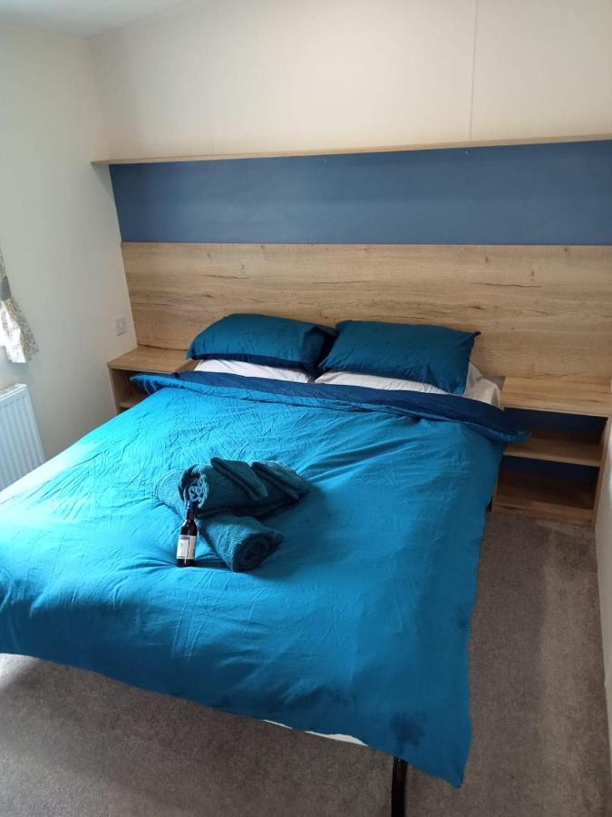 New 2 Bed Holiday Home With Decking In Rockley Park Dorset Near The Sea Lytchett Minster Extérieur photo